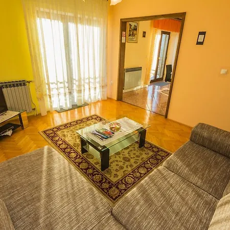 Luciana Apartman Fiume