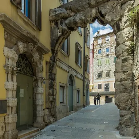 Luciana * Rijeka